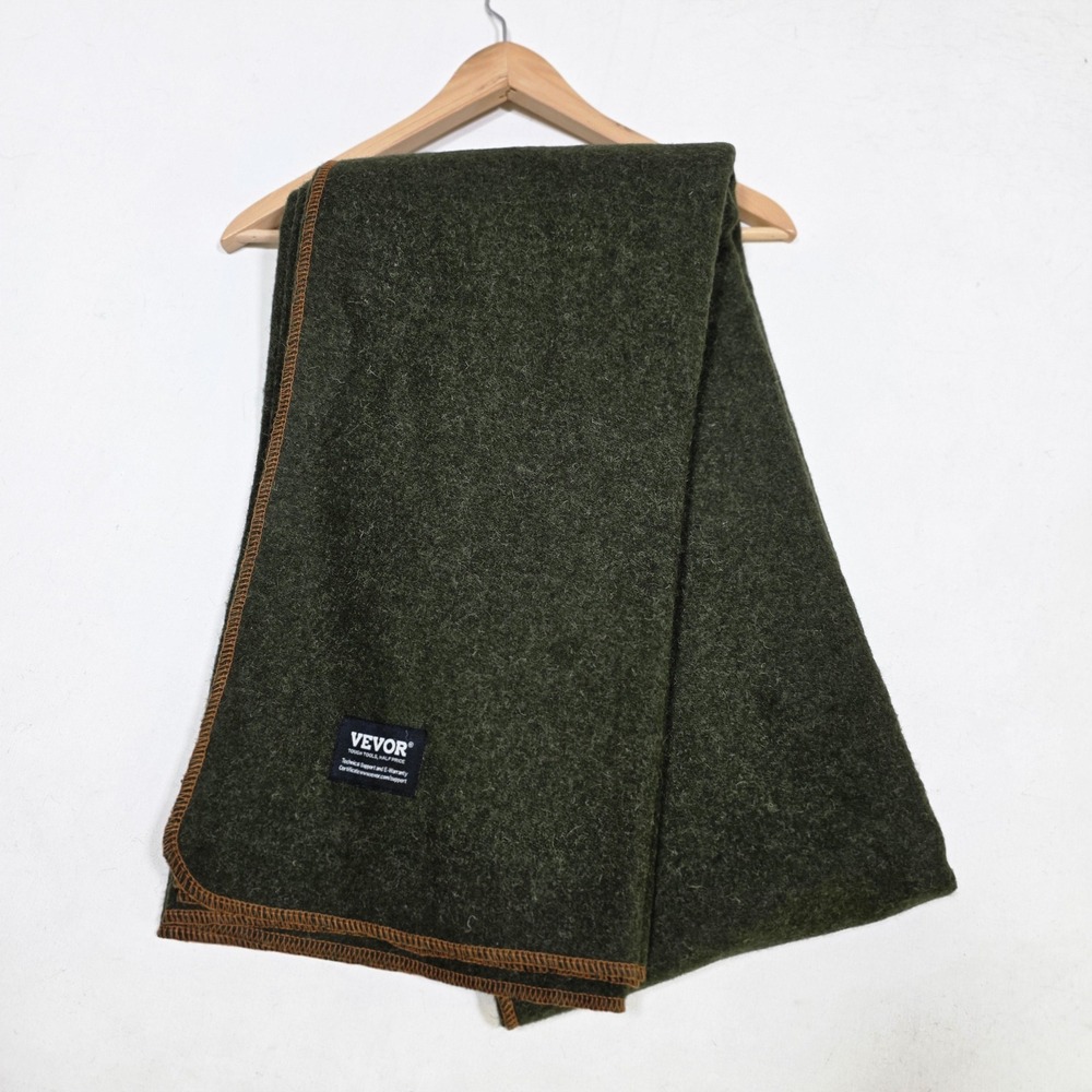 VEVOR Emergency Blanket 64 x 88 Olive Green Wool Blend Survival Camping Gear